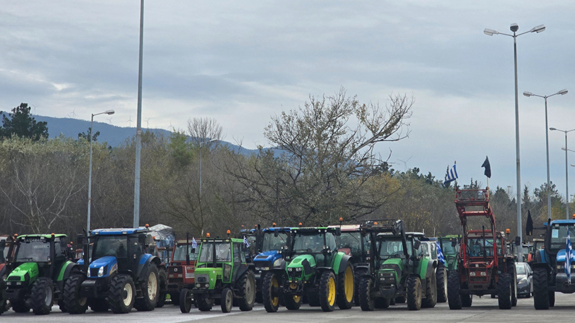 Гръцките фермери блокираха за тирове "Кулата - Промахон"