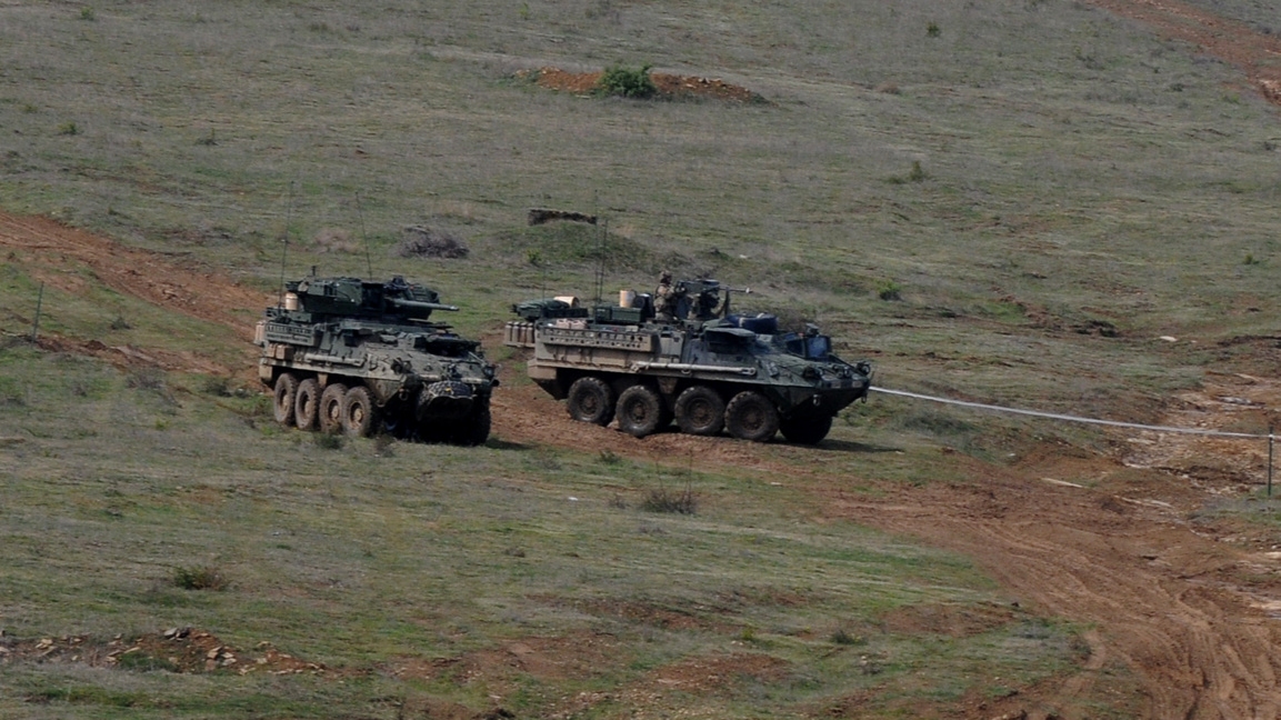 Първите пет нови бойни машини "Страйкър" пристигнаха на пристанище Бургас