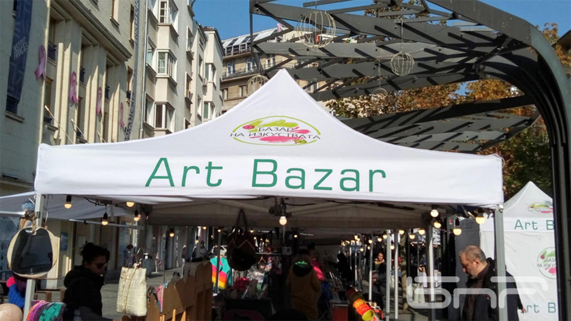 Ръчно произведени изделия могат да се намерят на такива места