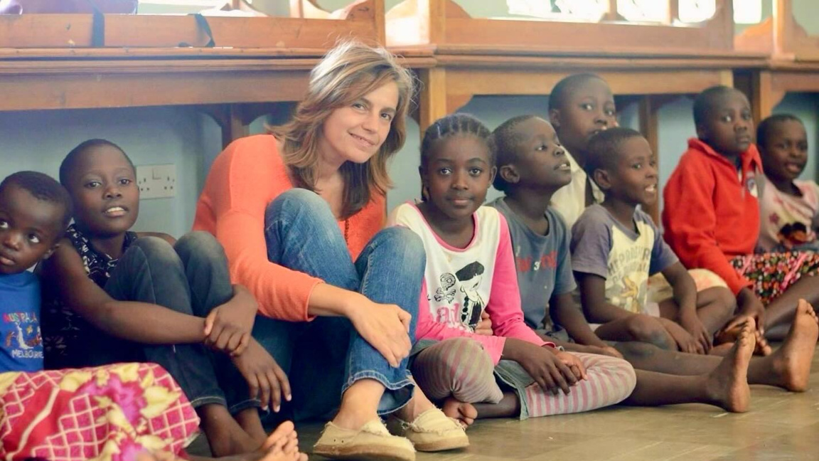 С вход свободен представят филма "Артисти за деца" на Елена Панайотова във Варна