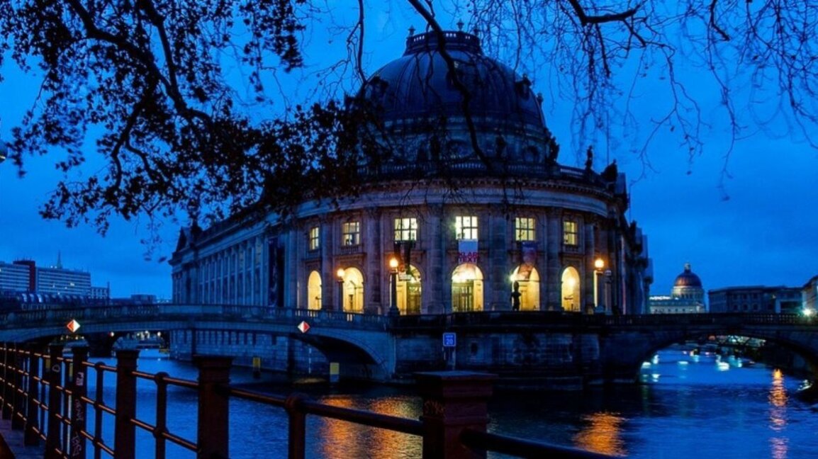 La página “El Berlín búlgaro” reúne a cada vez más aficionados