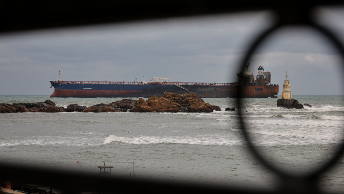 The oil tanker Kairos heads towards Burgas Bay