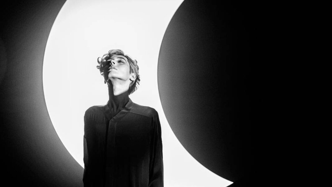 Kristian Kostov bën një fillim të ri me këngën e tij "Unë jam ti"