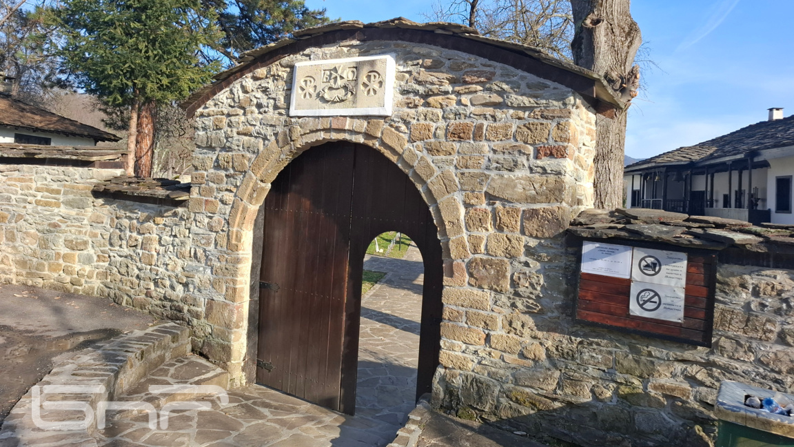 Манастирът "Света Троица" – живата памет на Новоселското въстание