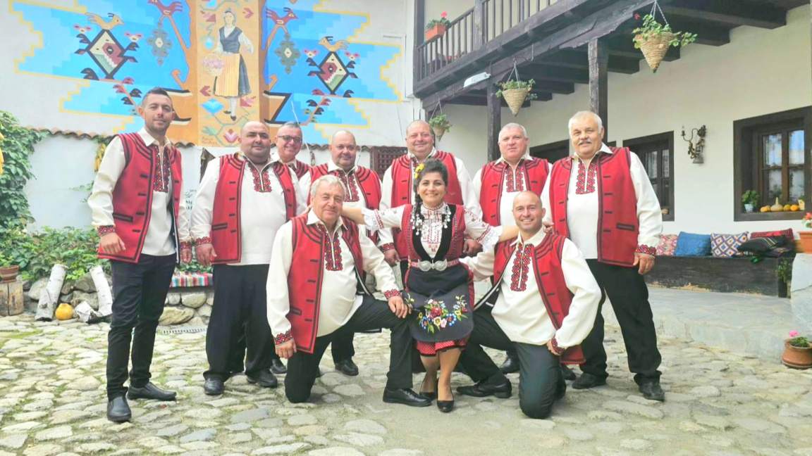 Николета Николова и Дъбенската група с общо вдъхновение