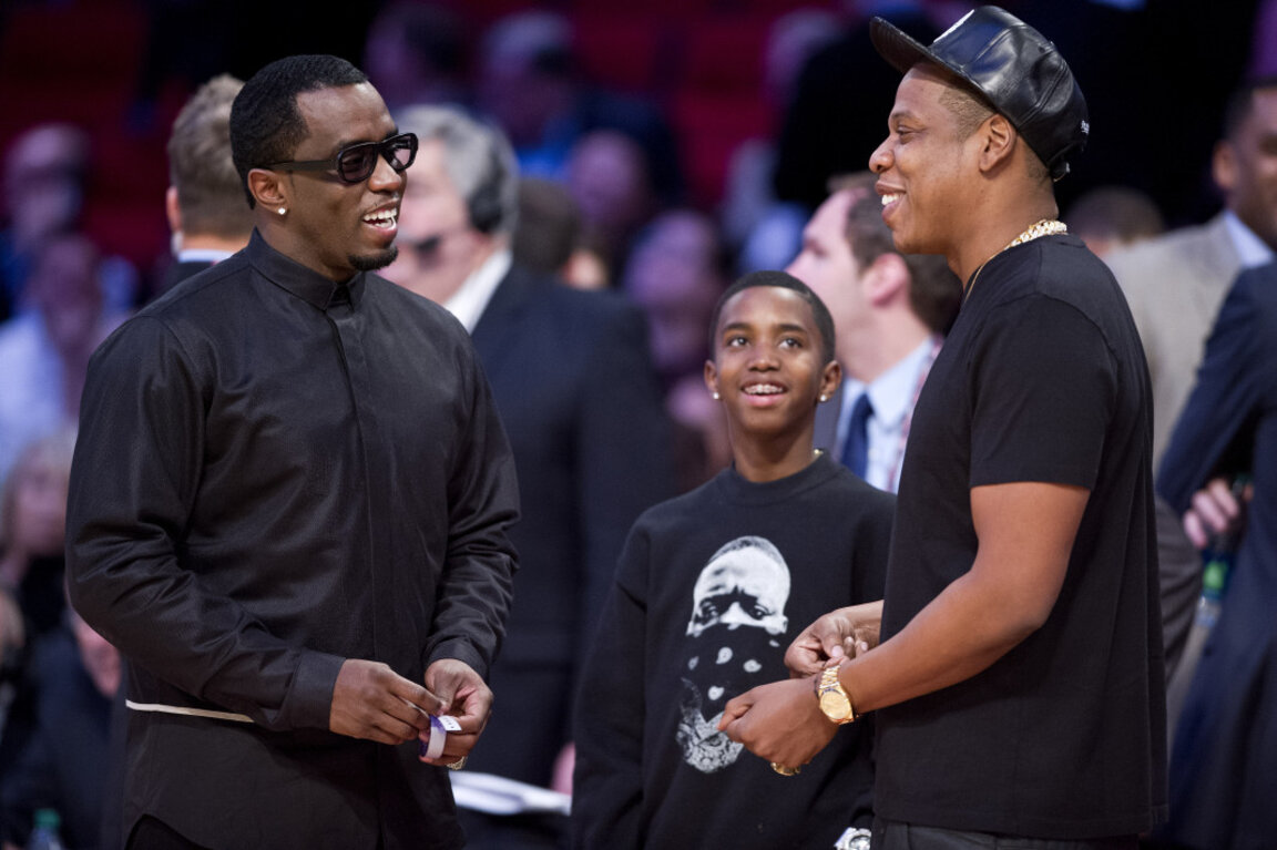 Рапърите Шон Комбс (вляво) и Джей Зи, 17 февруари 2013 г.