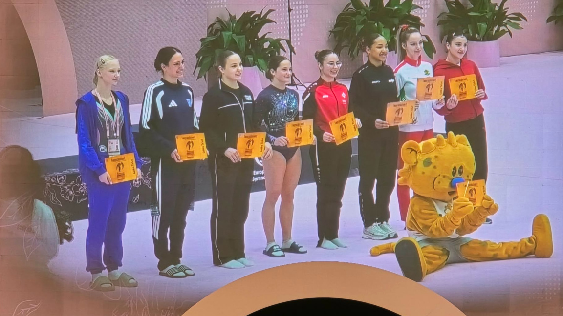 Финал и още три полуфинала за българските състезатели на ЕП по скокове на батут 