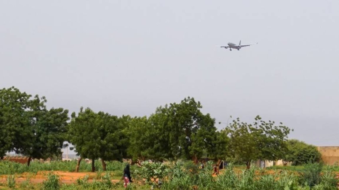Patru bulgari evacuați din Niger