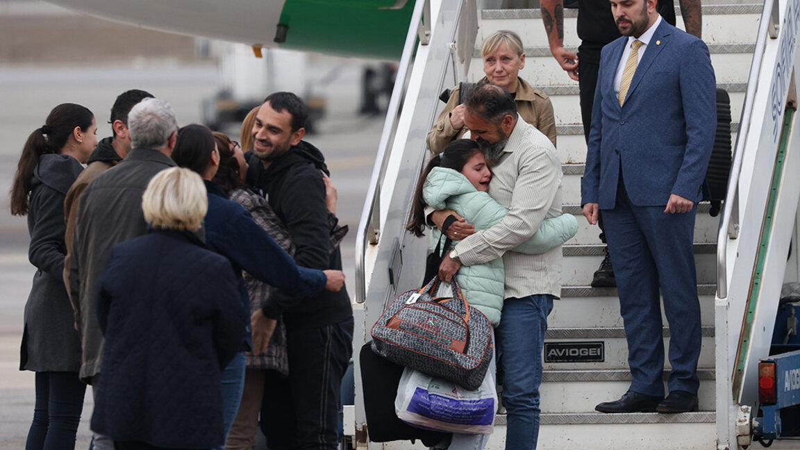 Οι απαχθέντες βούλγαροι ναυτικοί επέστρεψαν στην πατρίδα