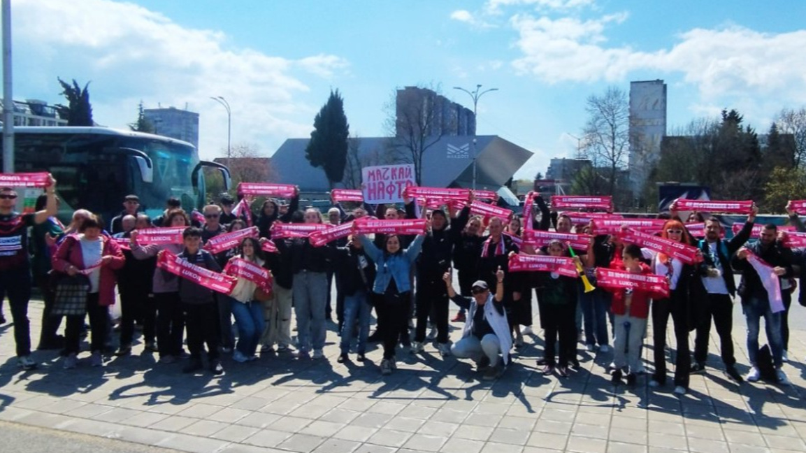 "Нефтохимик 2010" излиза днес срещу Локомотив Авиа в Пловдив