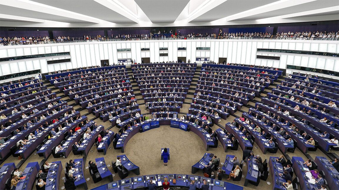 Евродепутатите одобриха ключова помощ за Украйна в размер на 50 млрд. евро