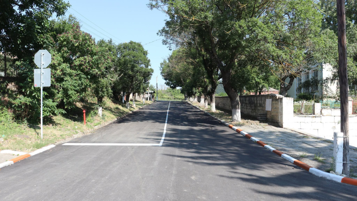 Усилени ремонти в село Войвода