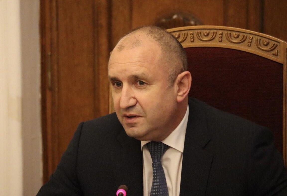 Румен Радев