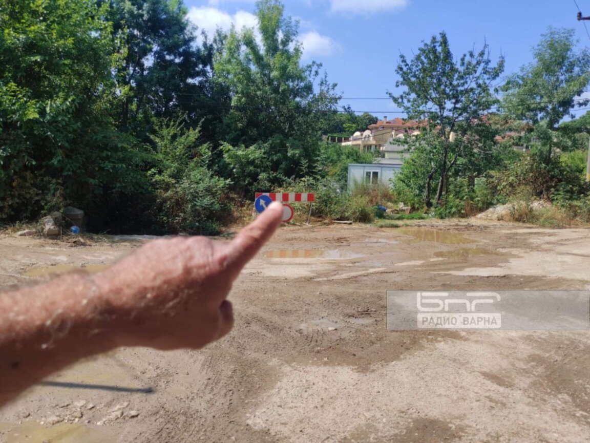 Жители на Дилбер чешма минават по дълъг и заобиколен път заради лоша инфраструктура