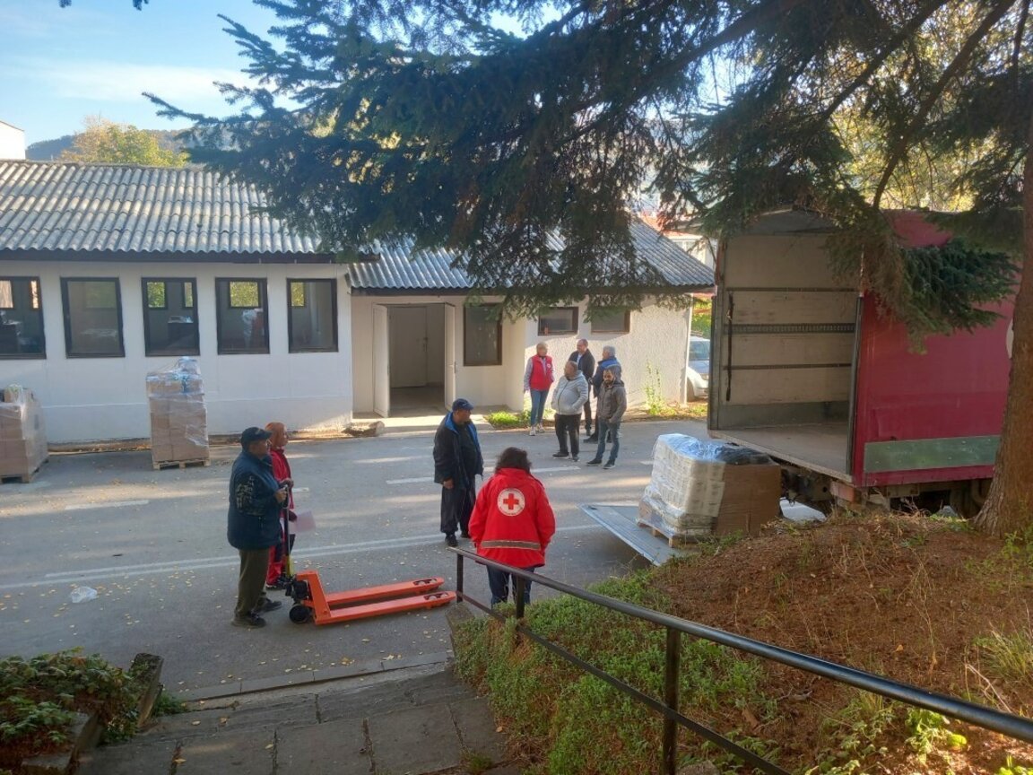 БЧК раздава помощи в Белоградчик