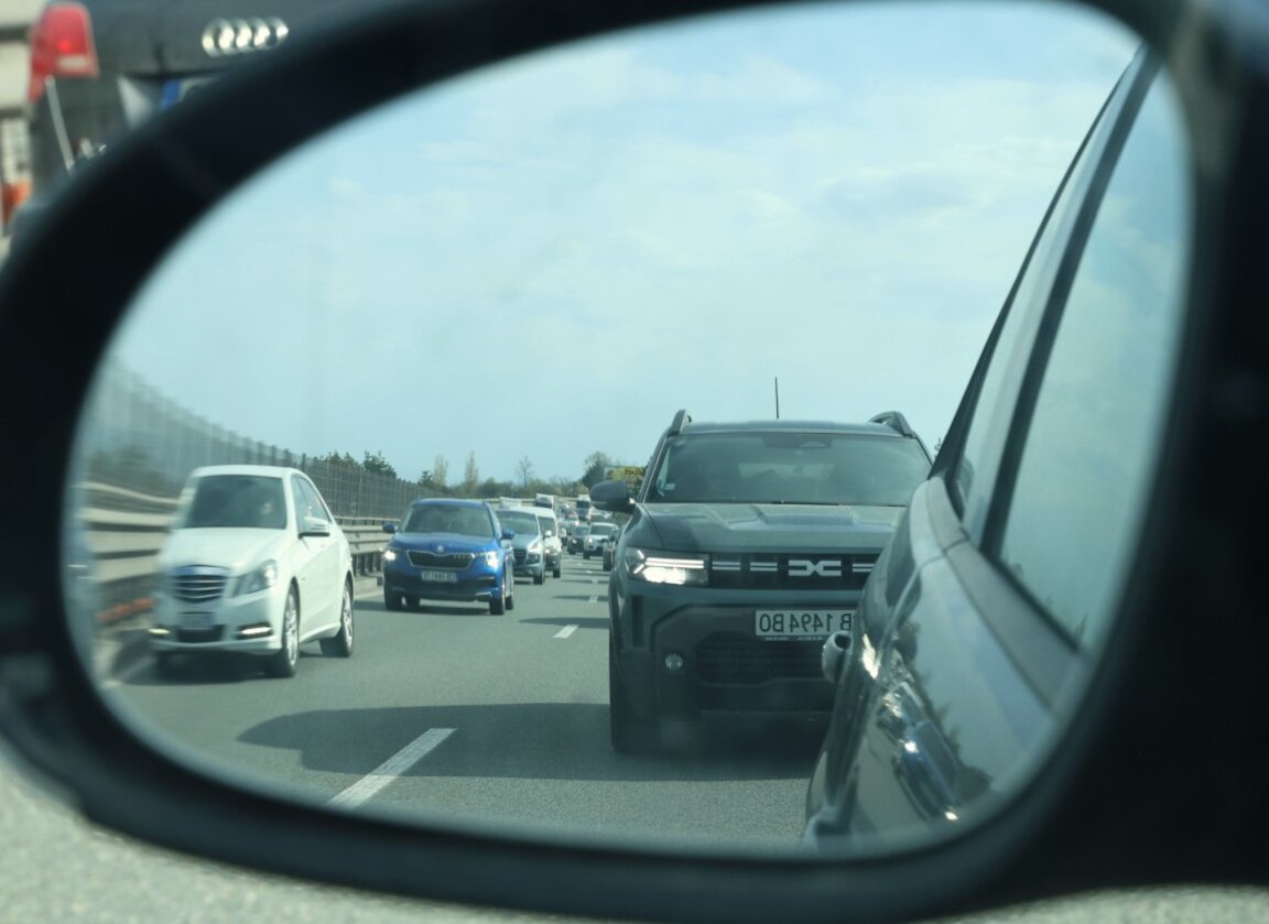 Преди празниците за Великден трафикът АМ "Тракия" е интензивен - 17 април 2025 г.