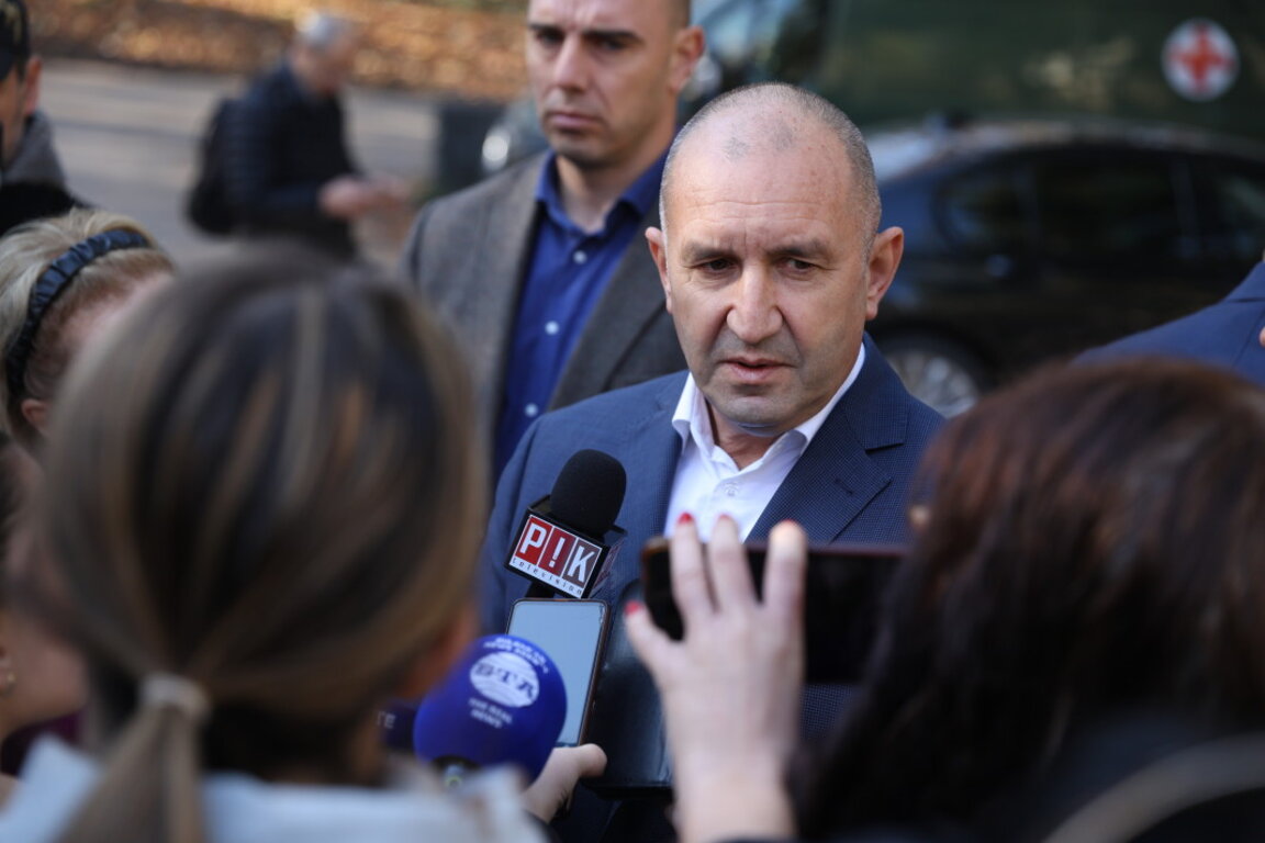 Румен Радев