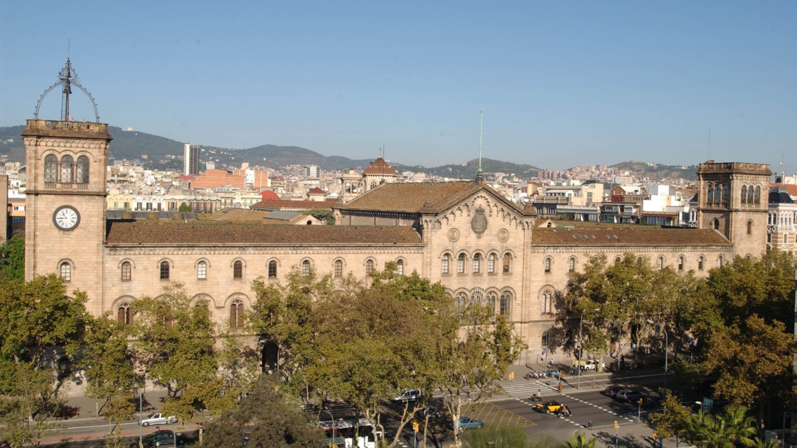 Учители протестираха в Барселона - искат скок на заплатите
