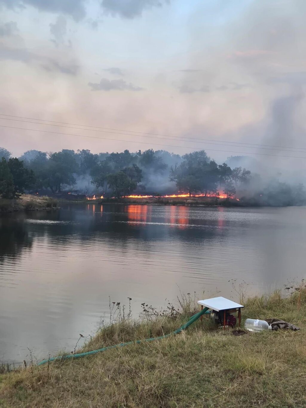 По къси гащи и джапанки: Доброволци има, а закон за доброволчеството – не