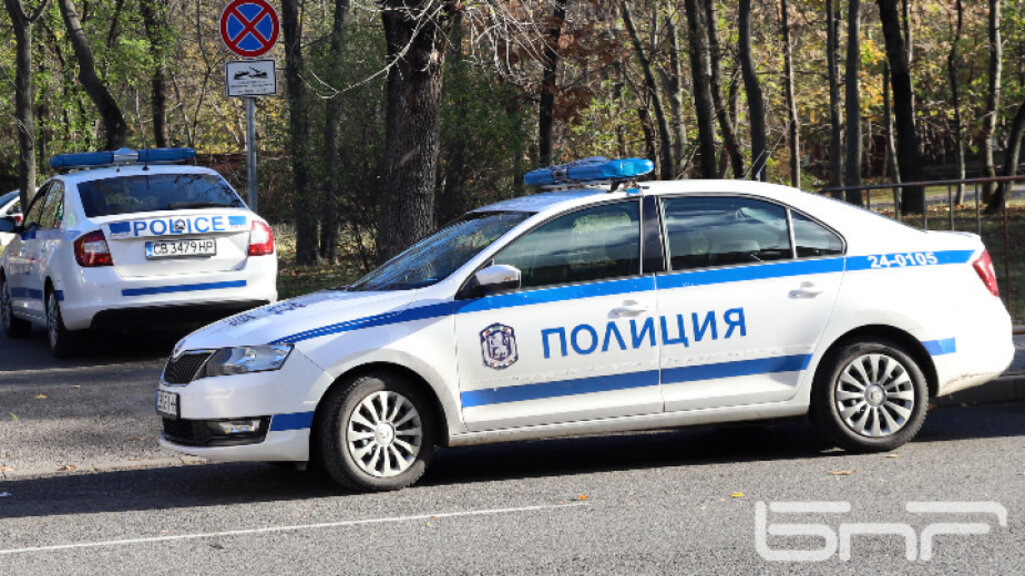 Кола блъсна 9-годишно момче в Брезник