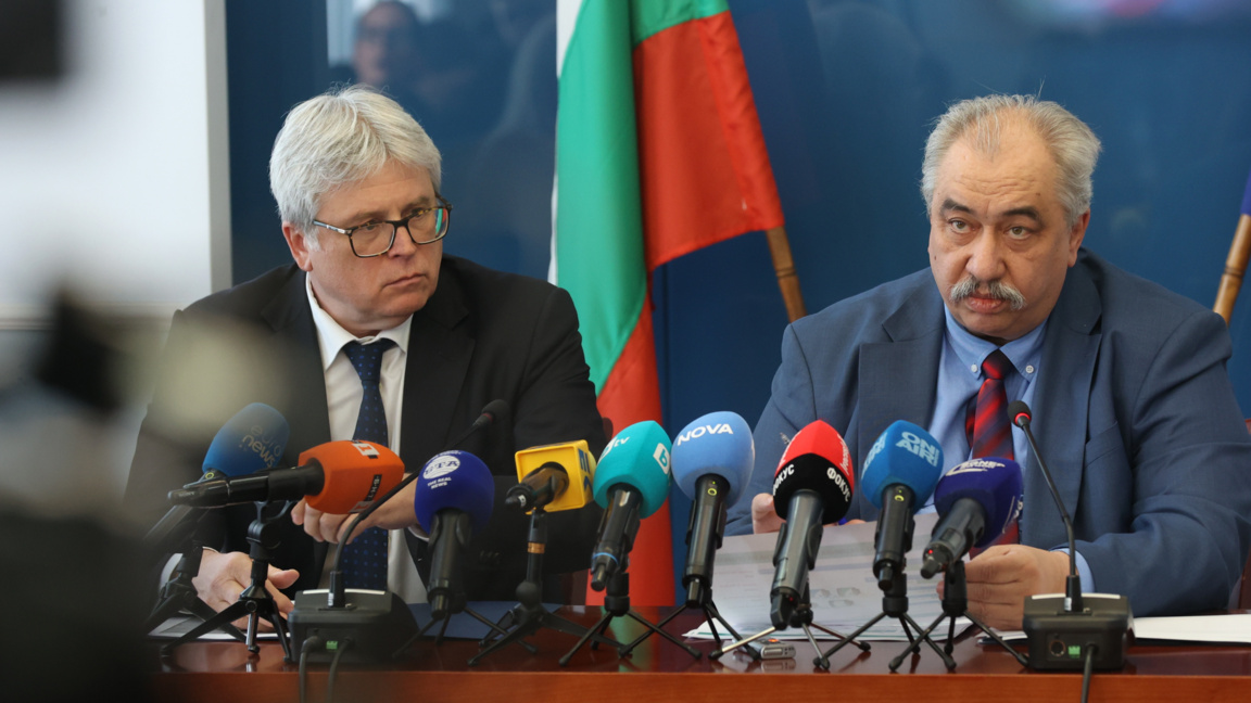 Проверяват 7 държавни болници заради цени на скъпоструващи лекарства