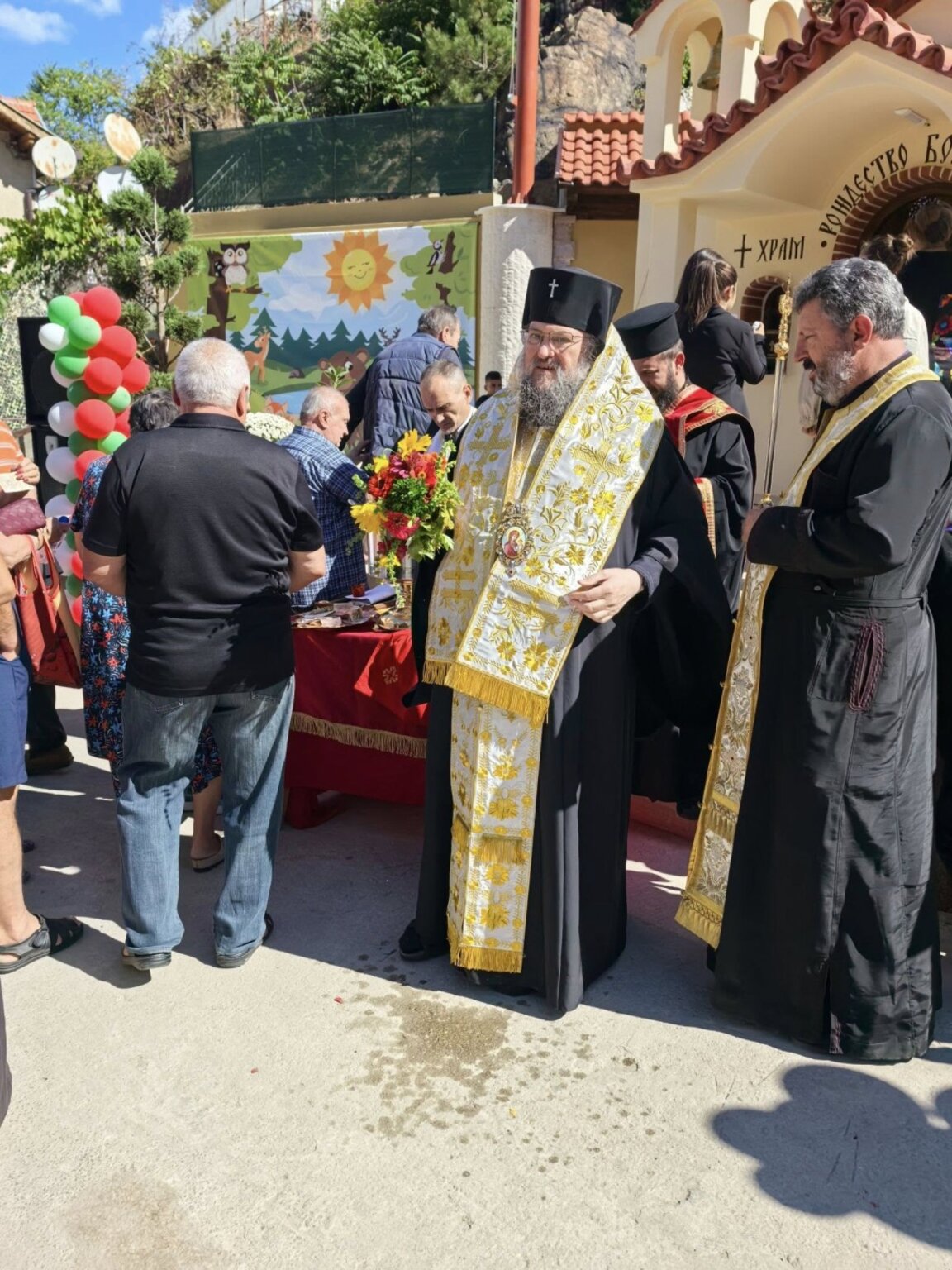 Врачанският митрополит освети новата църква в Зли дол