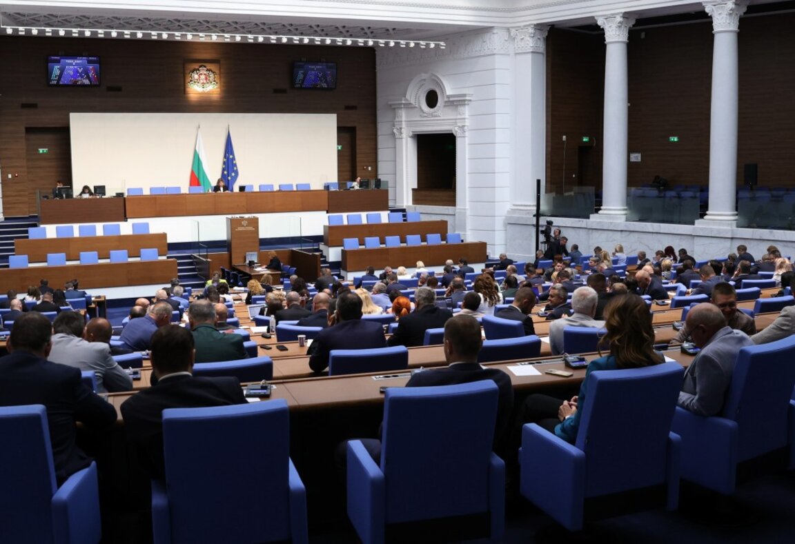 НС прие на първо четене промени в Закона за въвеждане на еврото