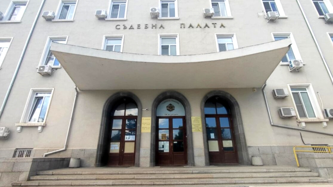 Оставиха в ареста 21-годишен за грабеж