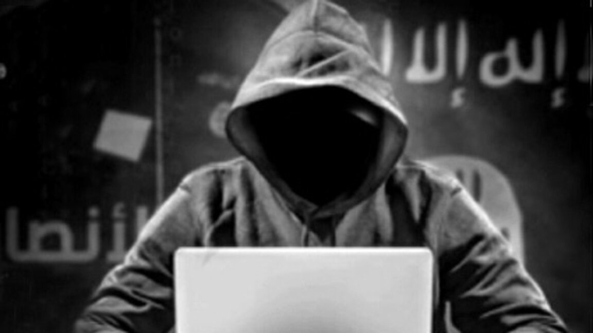 Бомбените заплахи до български училища са конфигурирани в руска интернет платформа