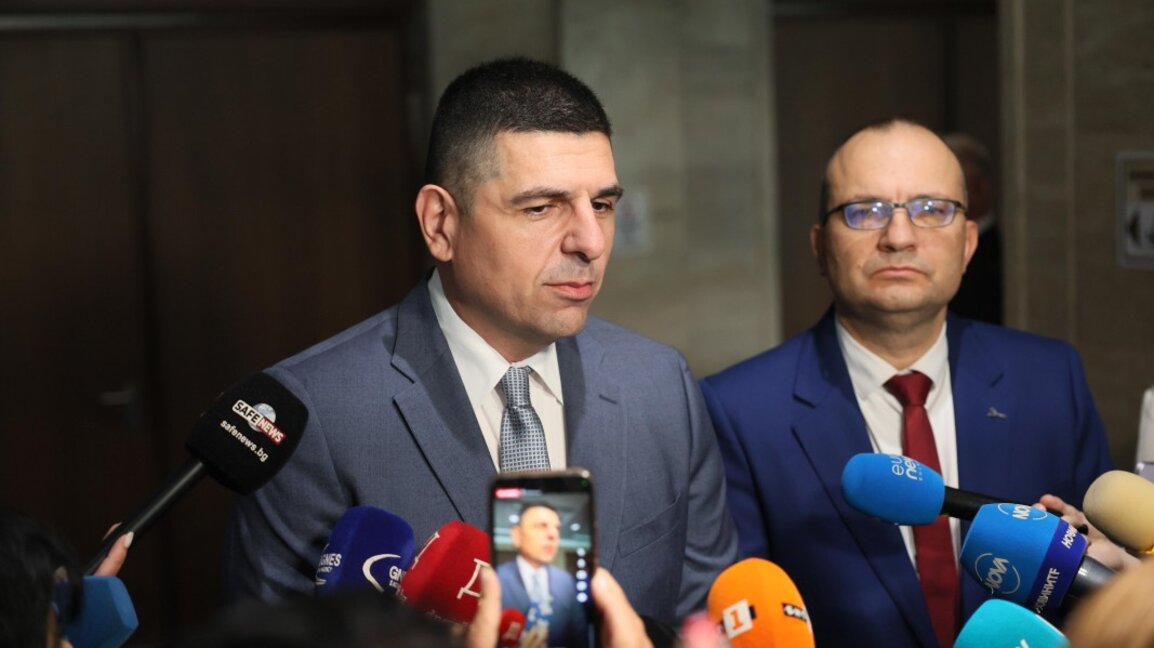 Ивайло Мирчев (вляво) и Мартин Димитров в НС.