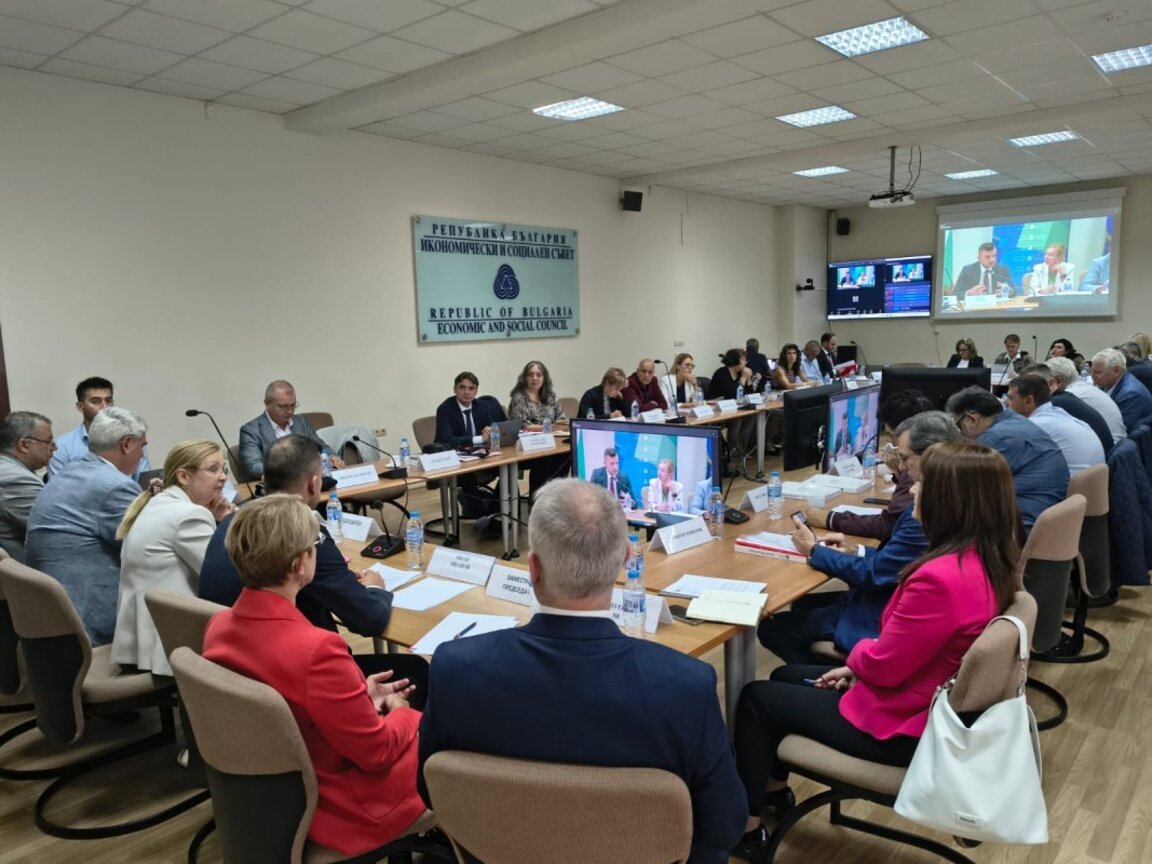Η βουλγαρική βιομηχανία είναι ευάλωτη σε «carbon dumping»