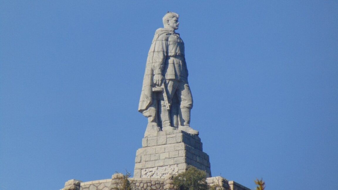 "Alöşa" anıtı, Plovdiv