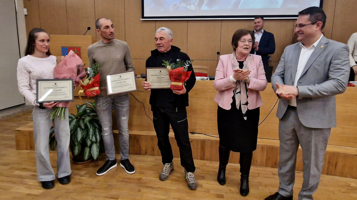 Момент от тържеството в Община Троян.