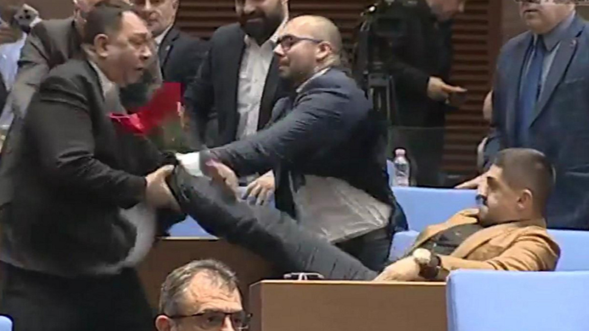 Сбиване в парламента