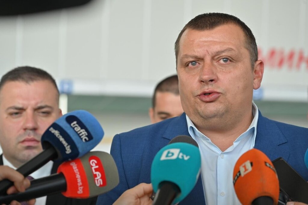 Зам.-министър Тодоров за инцидента с АТВ: Прави се проверка на проверката