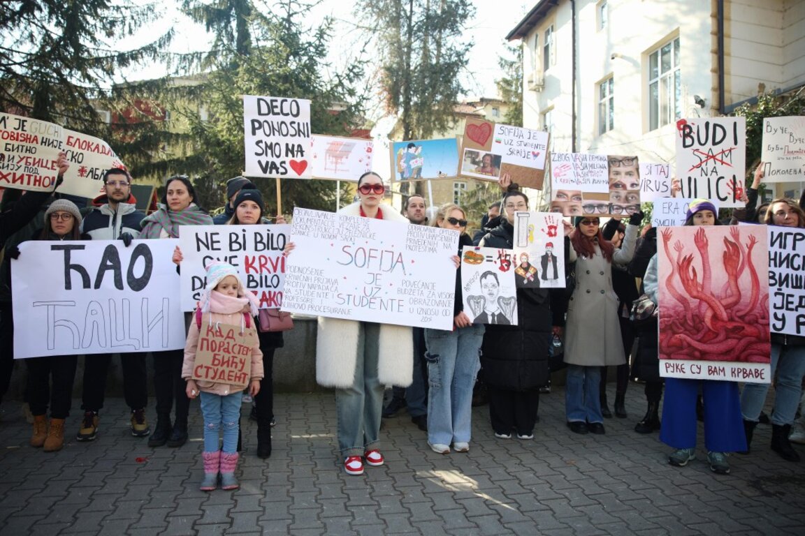 Сръбската общност в София подкрепи студентските протести в своята родина