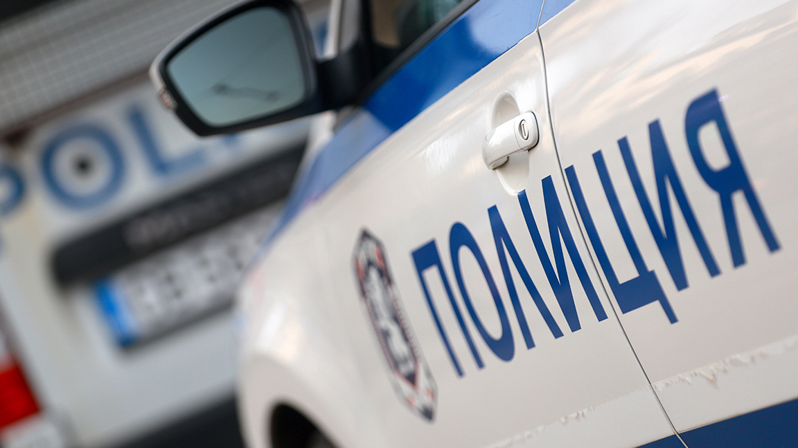 полиция полицейски автомобил тел. 112