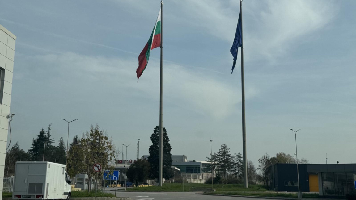 Trafic normal la frontieră, lucrările la Podul Prieteniei continuă
