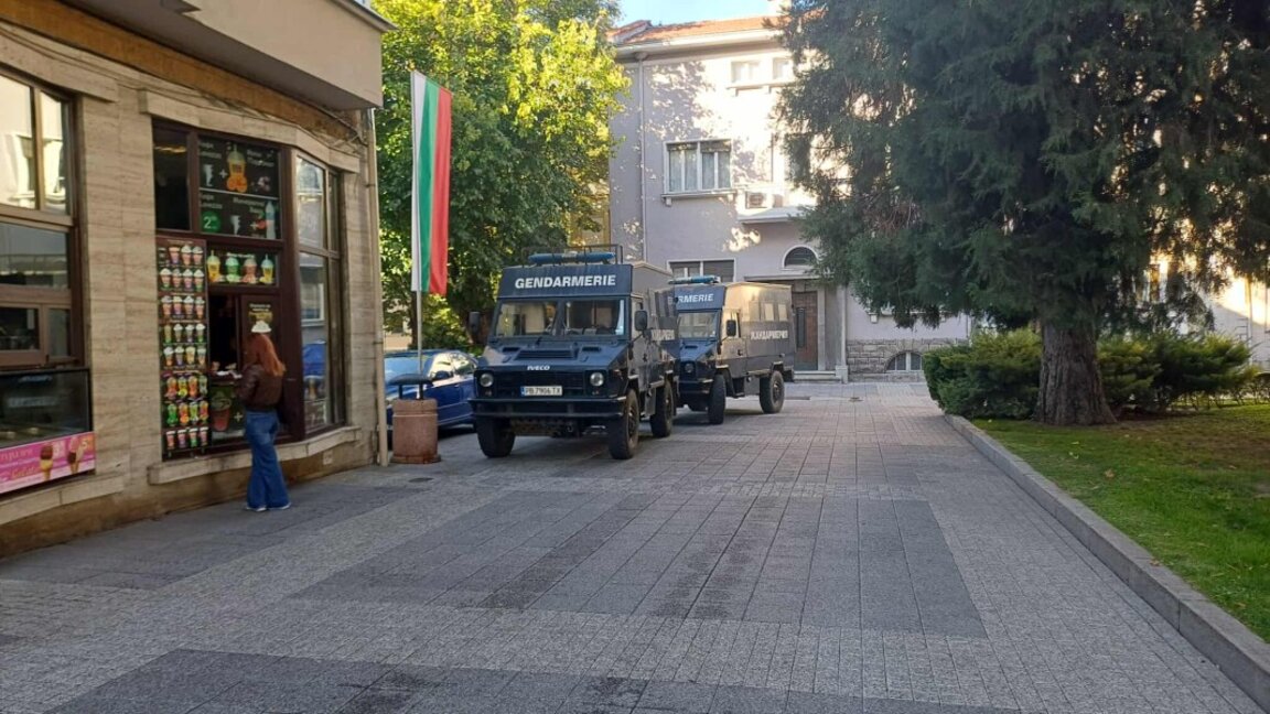 Европокуратурата влезе в Община Пловдив, проверява ремонта на базата на "Чистота"