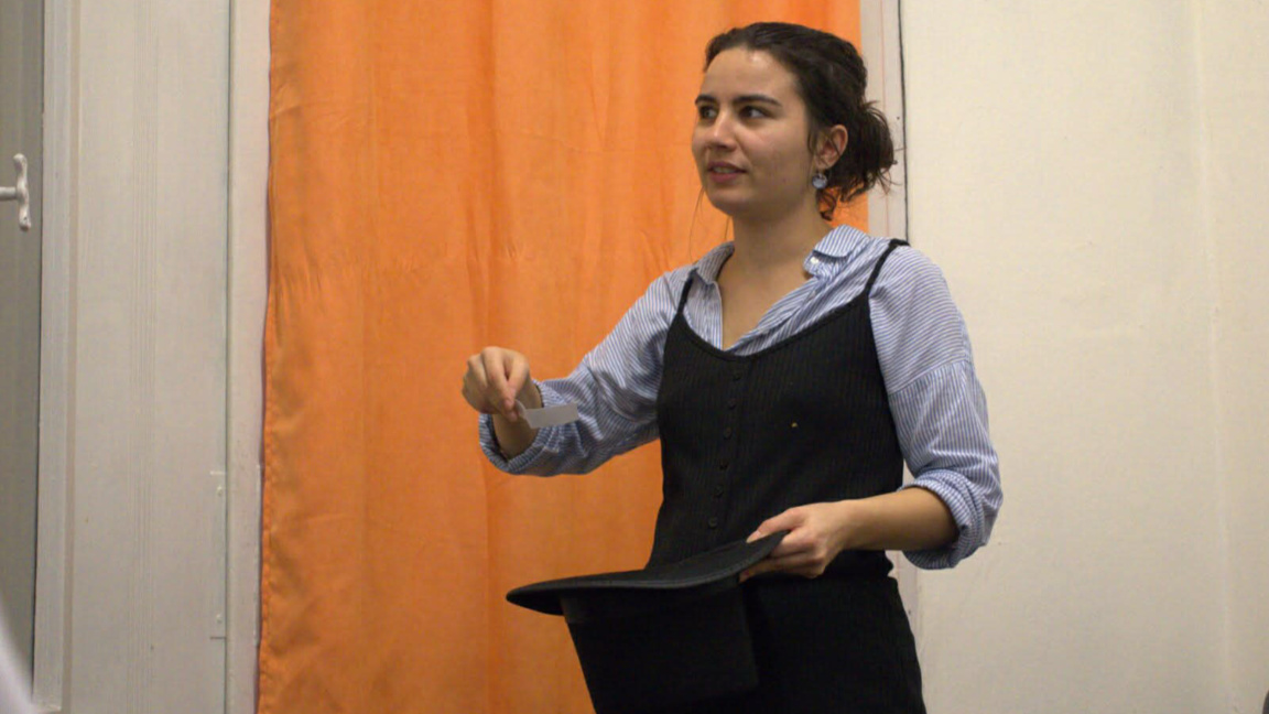 Среща със Захарина Тонева - хаотично артистичен човек