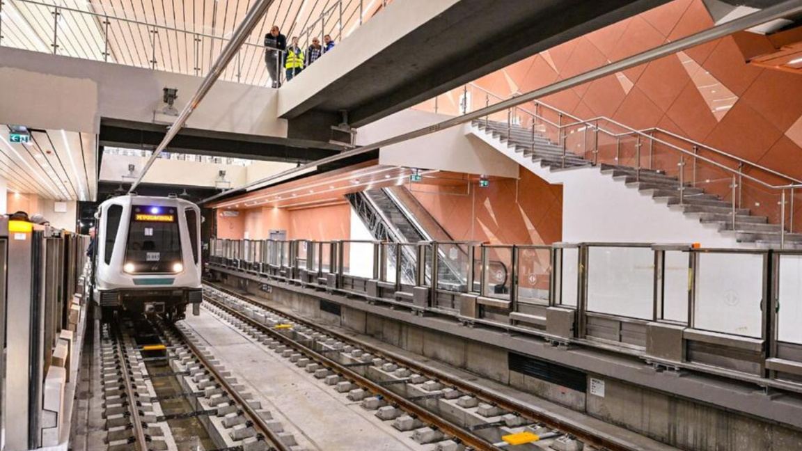 General Vladimir Vazov metro station in Sofia