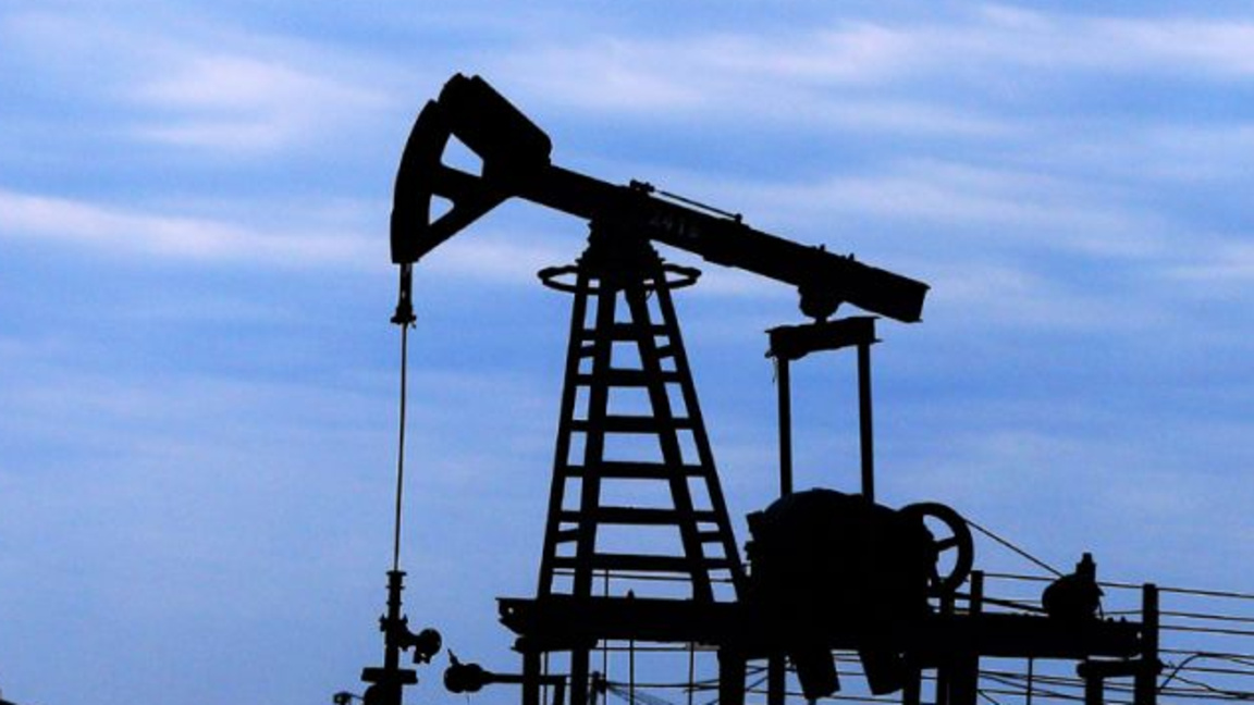 Петролът на борсите поскъпна с над 3%