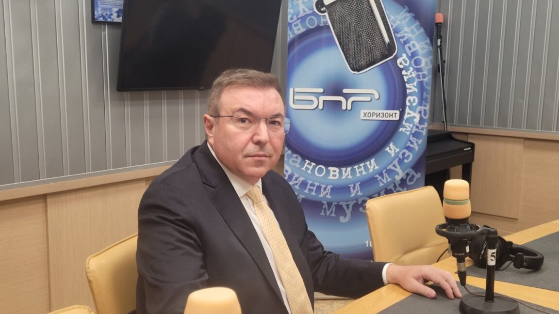 Костадин Ангелов