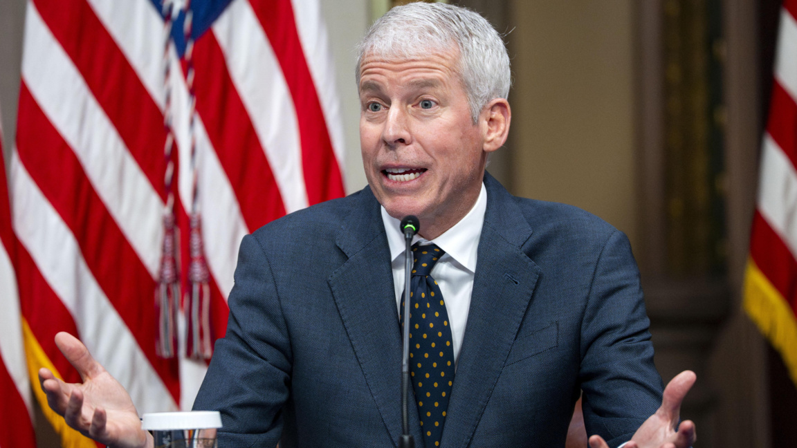 Американският министър на енергетиката Крис Райт