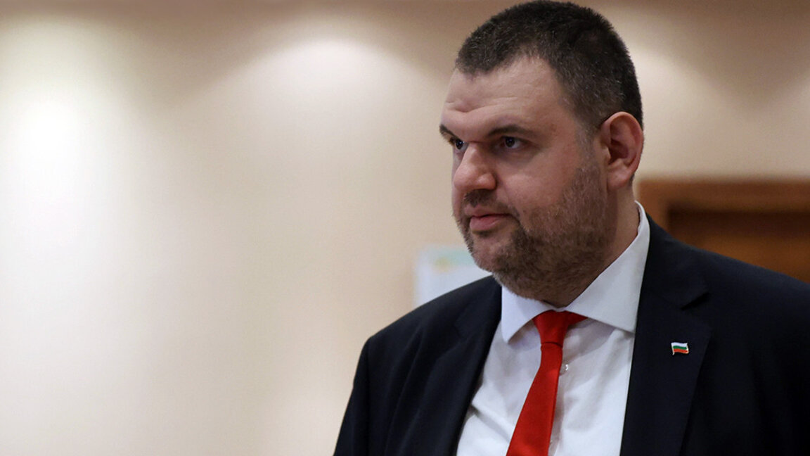 Дељан Пеевски