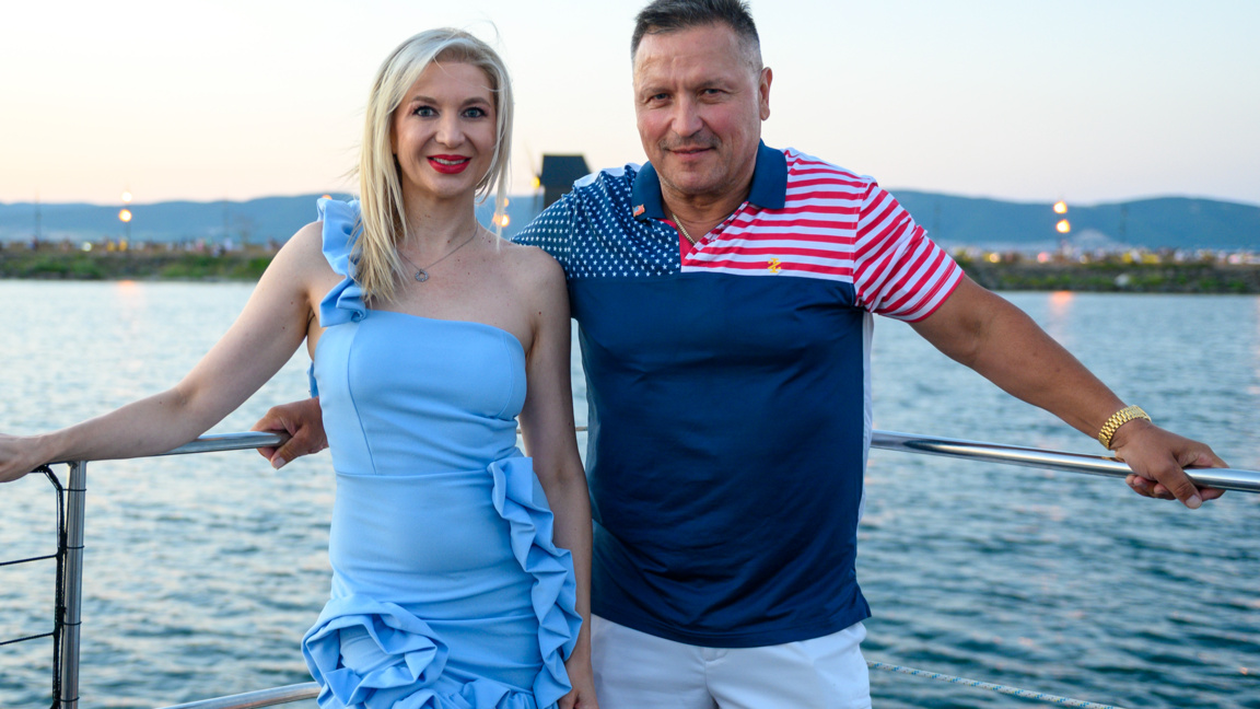 Нина-Никол Хамилтън и Зий Ребело