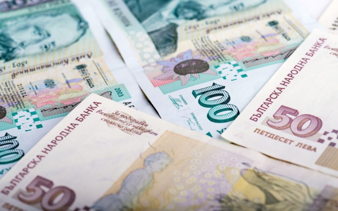 Kadınlar erkeklerden %12,6 daha düşük maaş alıyor