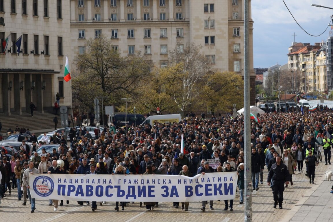 Protestele inițiativei Justiție pentru Toți vor continua în toamnă
