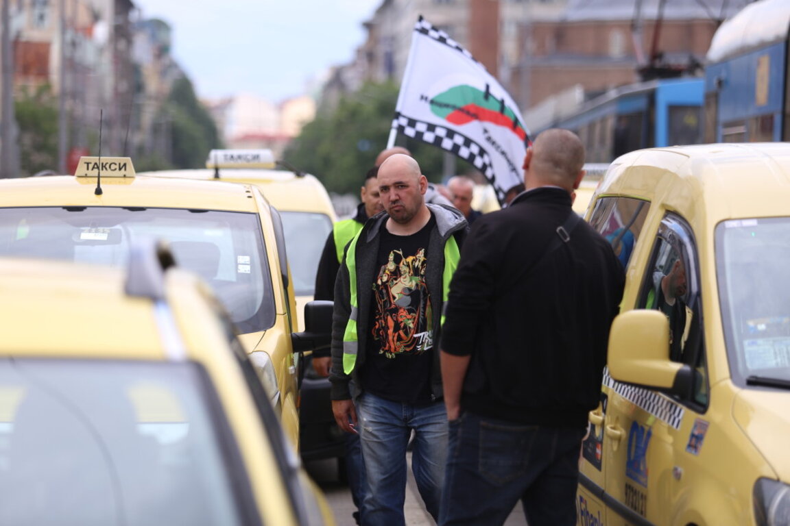 Протест на таксиметрови шофьори в София, архив.