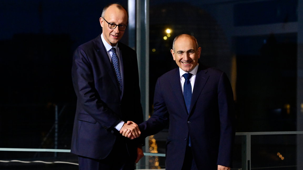 Германският канцлер Фридрих Мерц посреща арменския премиер Никол Пашинян в Берлин, 9 декември 2025 г